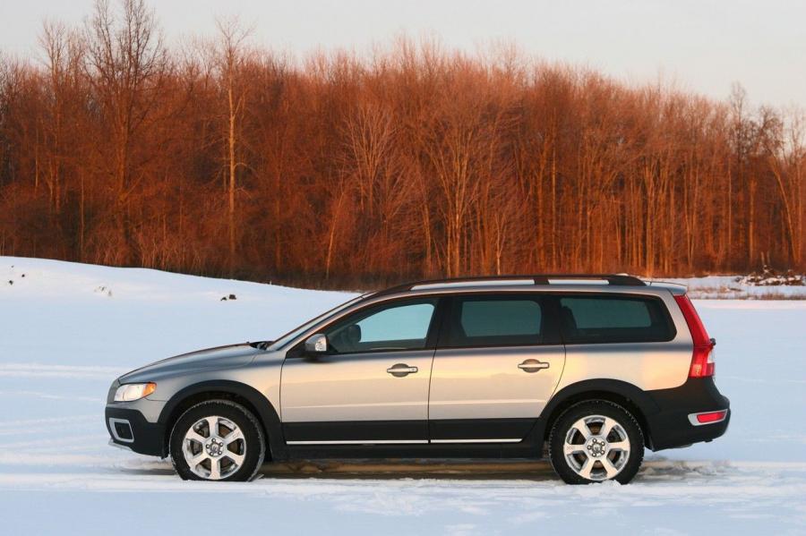  Volvo XC70 2008 года  (фото 15 из 35)